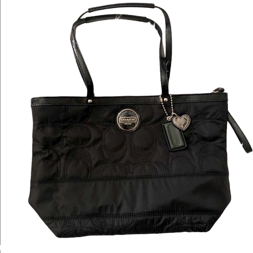 NWT Coach signature shoulder bag, cloth and patent leather black
